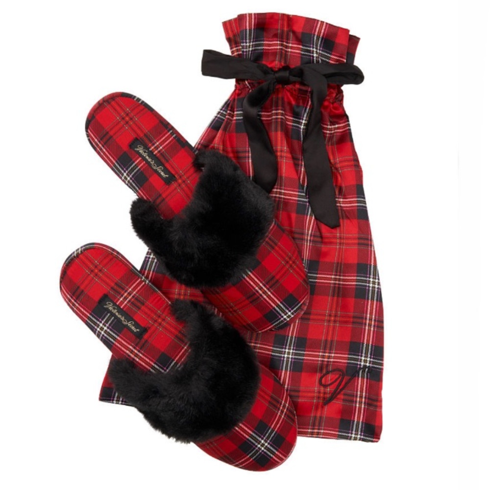Victoria's Secret Black & Red Plaid Satin Slippers Size 7/8 Medium VS